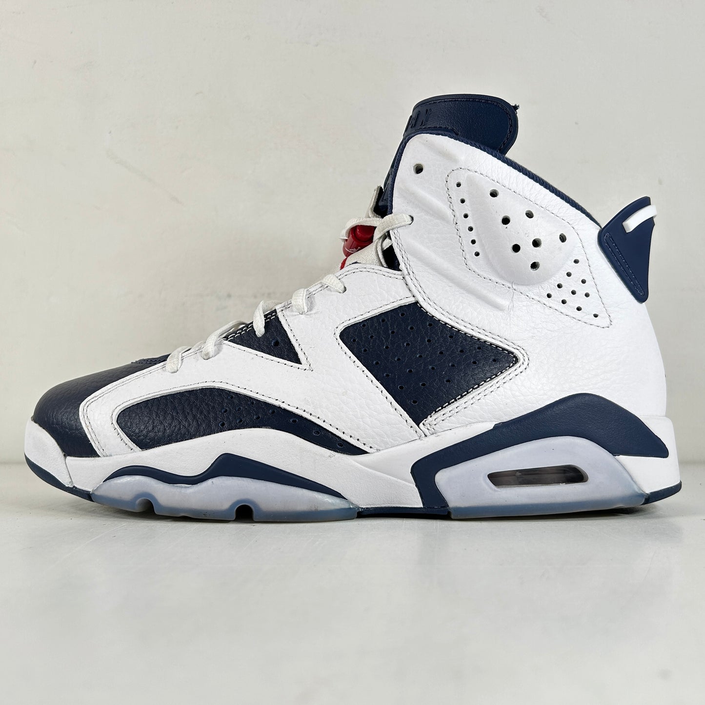 CT8529 164 Jordan 6 Retro Olympic (2024) - 10 M (Used2)