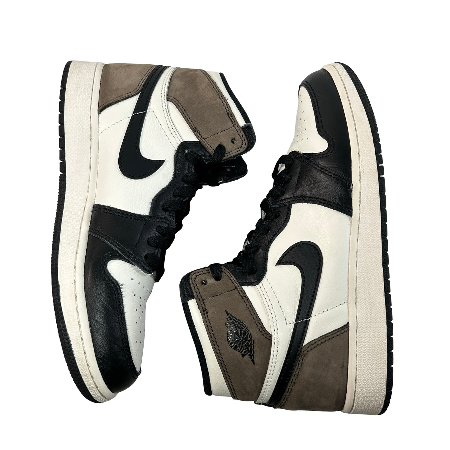 575441 105 Jordan 1 Mocha (GS) [USED] - 7 Y (Used)