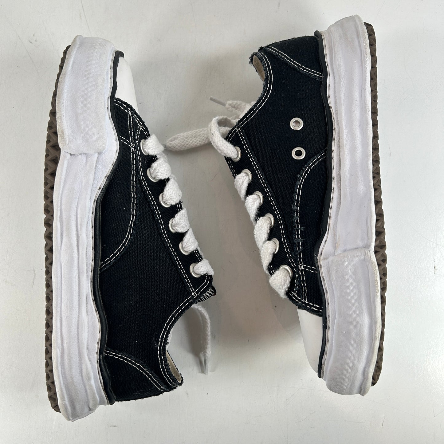 A05FW702 Maison Mihara Yasuhiro Hank OG Sole Canvas Low Black [USED] - 6.5 M (Used)