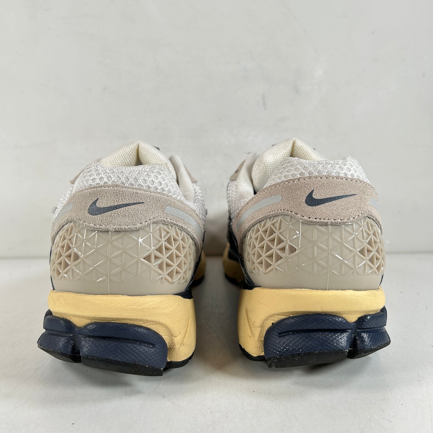 HF4259 100 Nike Zoom Vomero 5 Thunder Blue Cream [USED] - 10 M (Used) (No Box)