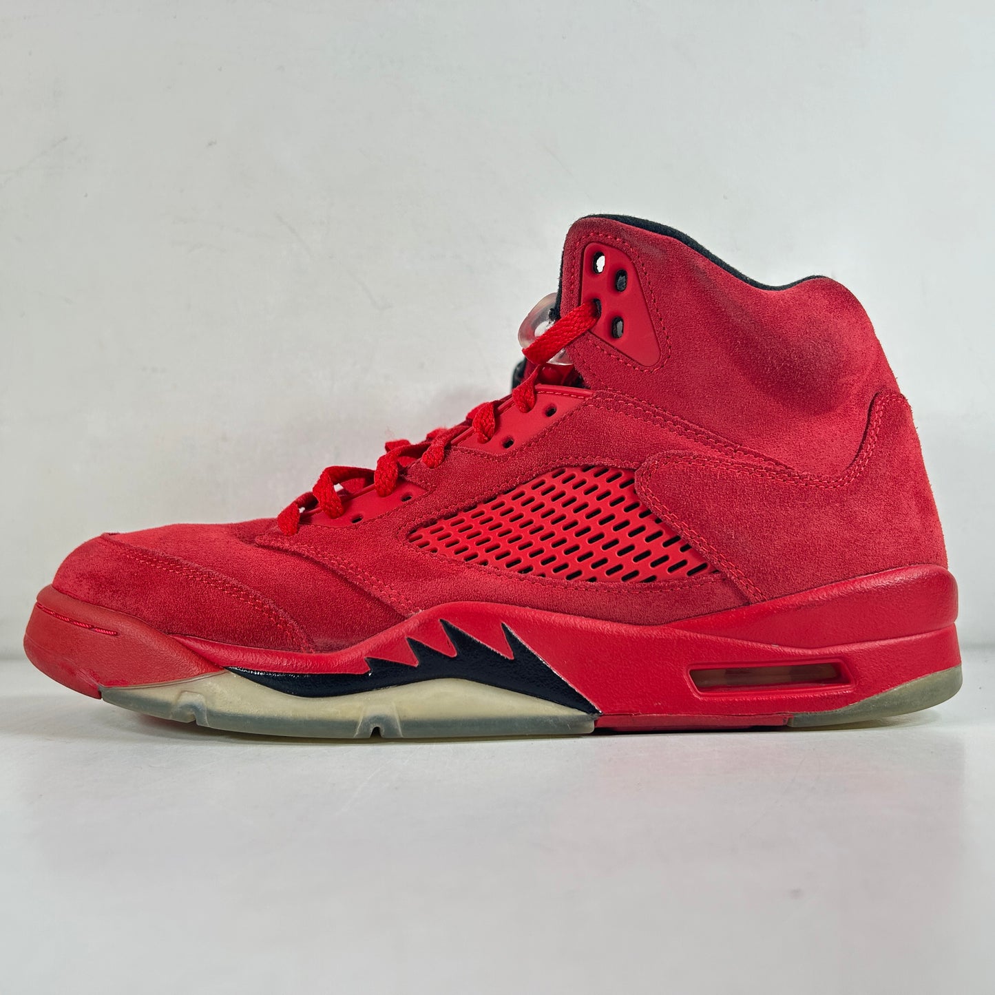 136027 602 Jordan 5 Retro Red Suede [USED] - 10.5 M (Used) (No Box)