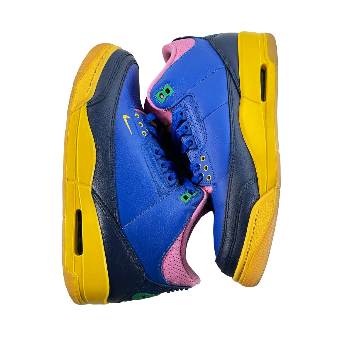 IV4871 400 Jordan 3 Retro Brazil [USED] - 8.5 M (Used)