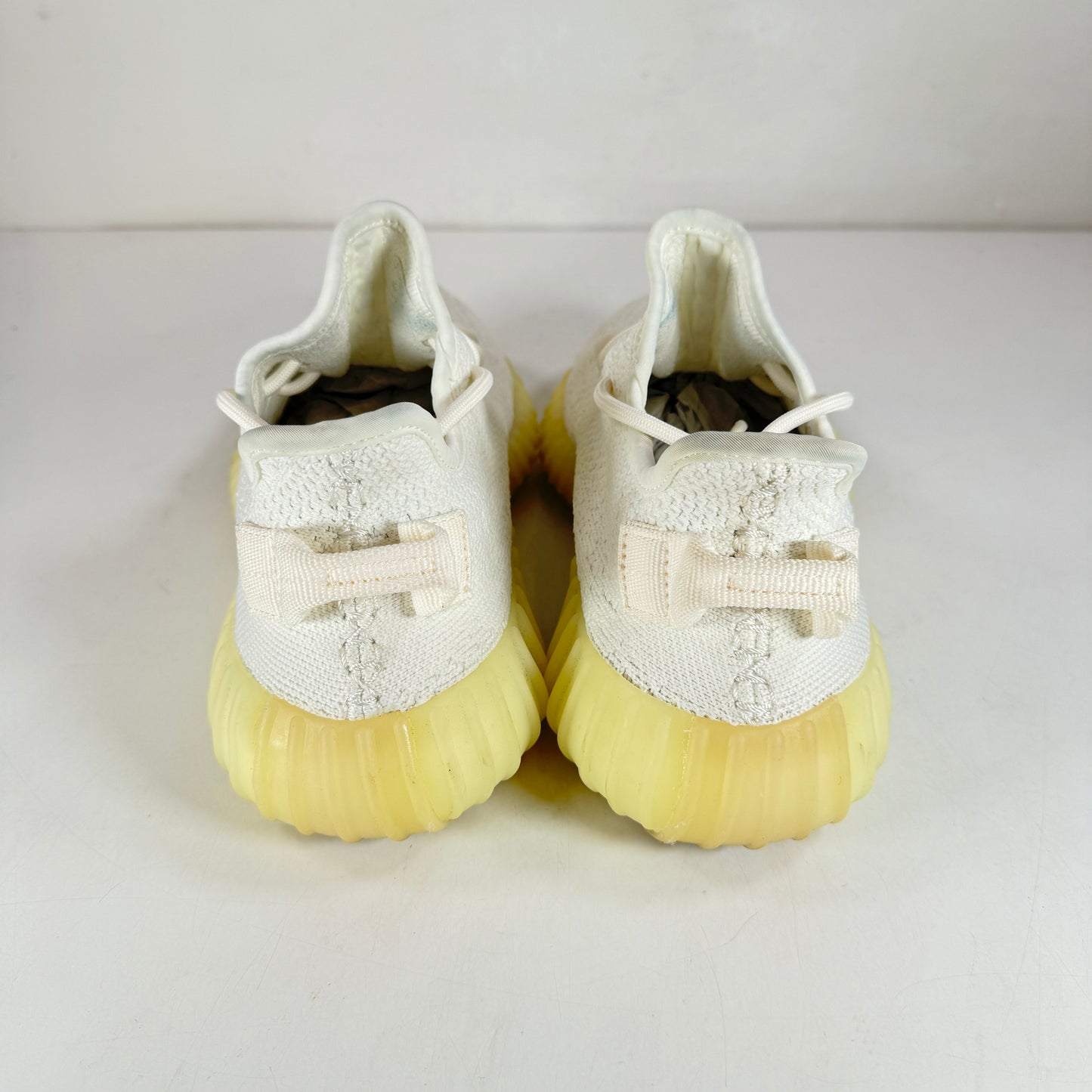 CP9366 Yeezy 350 V2 Crema Blanco