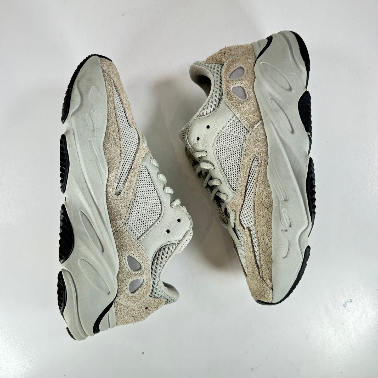 EG7487 adidas Yeezy Boost 700 Salt [USED] - 7 M (Used) (No Box)
