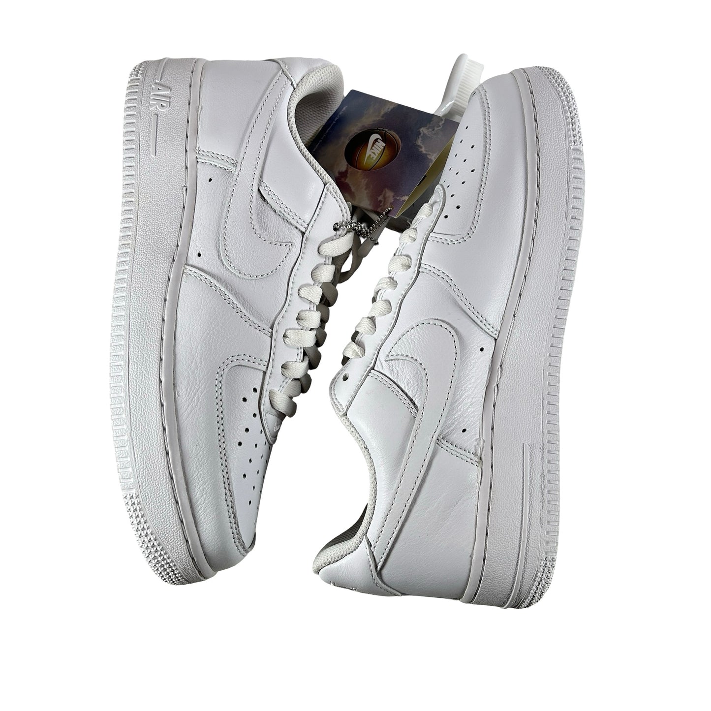 DJ3911 100 Nike Air Force 1 '07 Low Color of the Month Triple White [CONDITIONAL] - 8 M (Scratch Inner Right Panel)