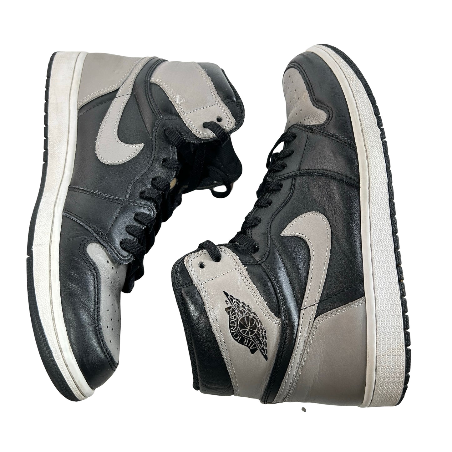 555088 013 Jordan 1 Sombra (2018)