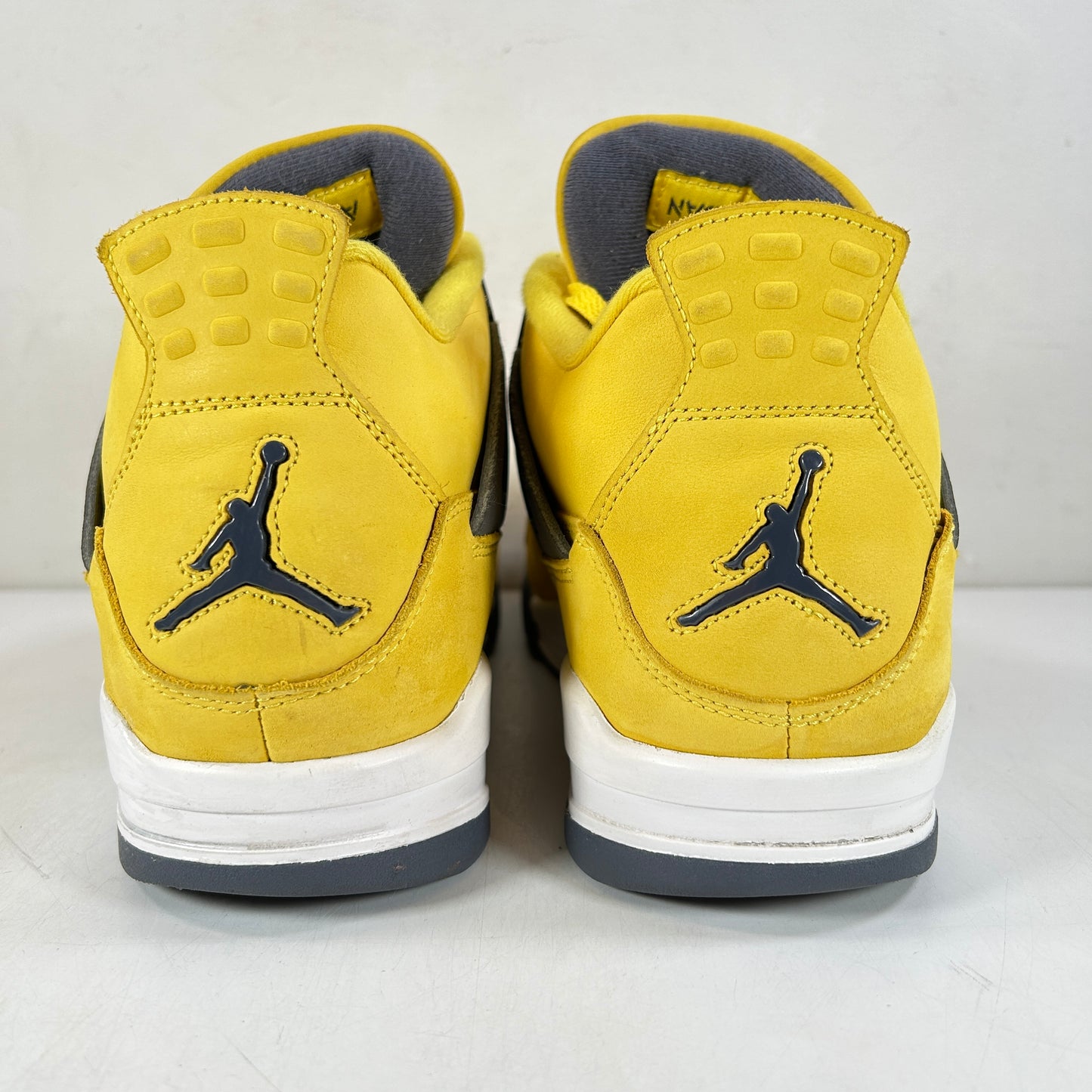 CT8527 700 Jordan 4 Retro Lightning (2021) [USED] - 11.5 M (Used) (No Box)