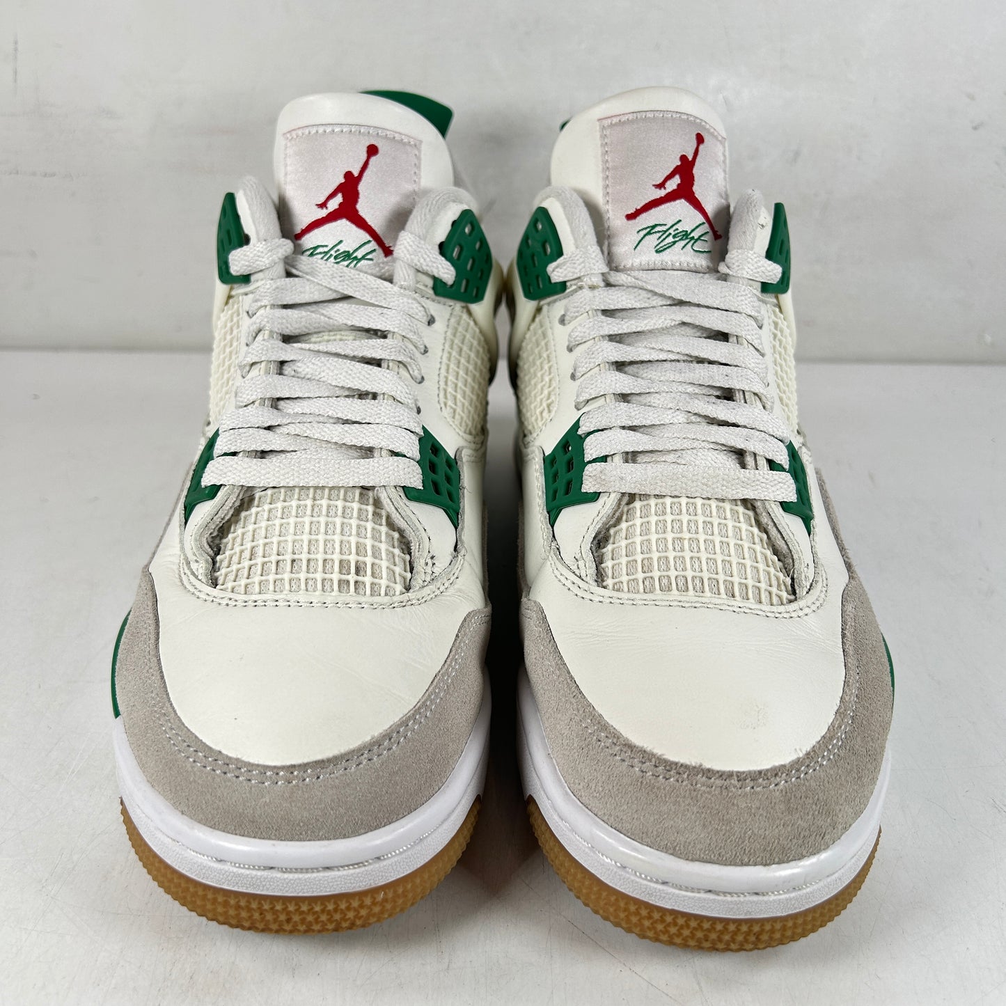 DR5415 103 Jordan 4 Retro SB Pine Green [USED] - 9 M (Used4)