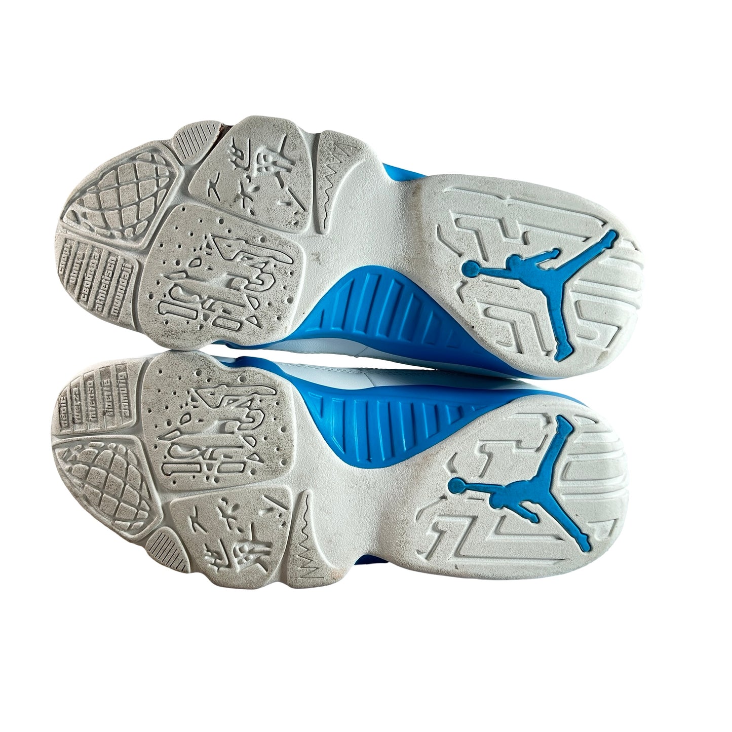 FQ8992 101 Jordan 9 Retro Powder Blue (2024) [USED] - 8 M (Used3)