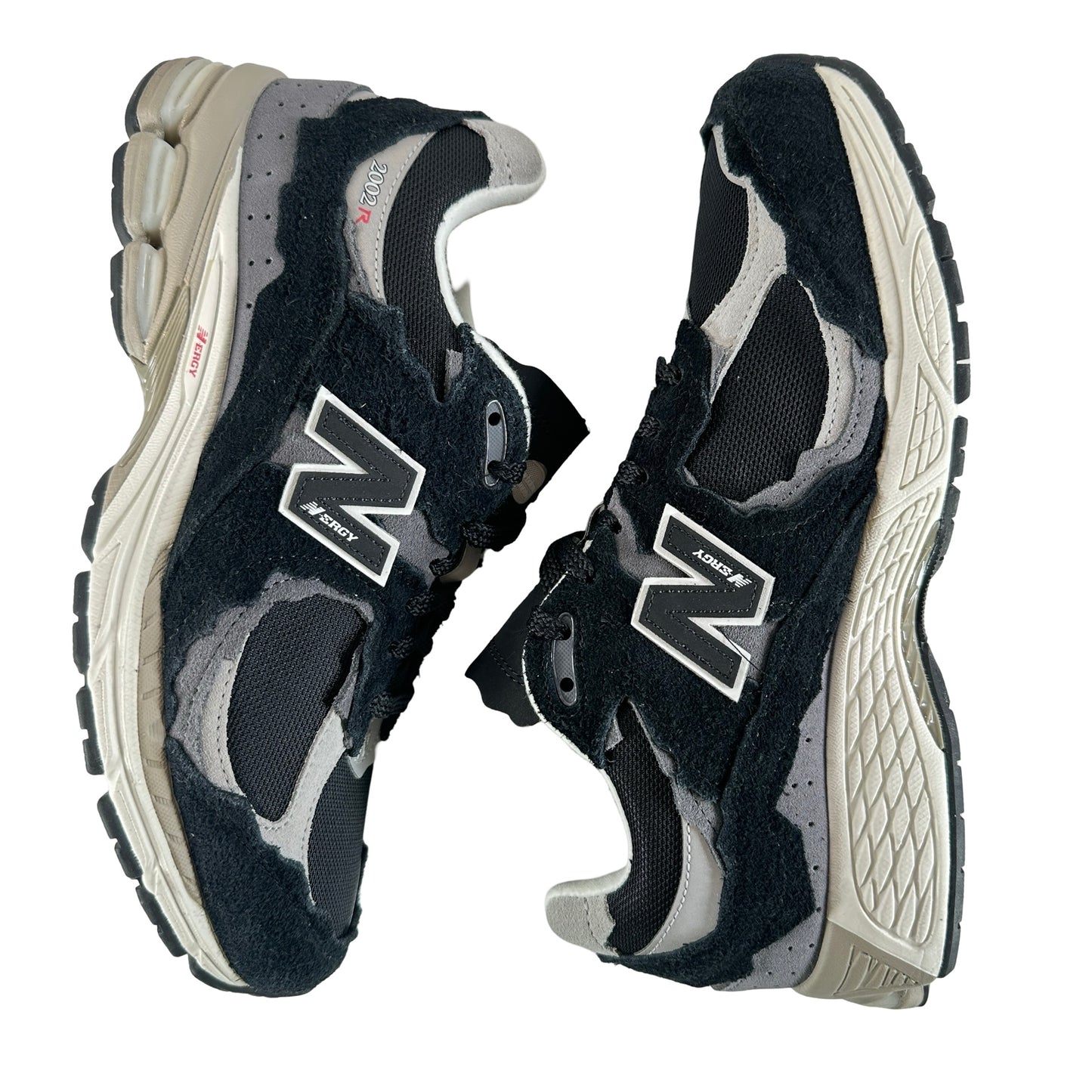 M2002RDJ New Balance 2002R Protection Pack Black Grey [USED] - 9 M (Used2)