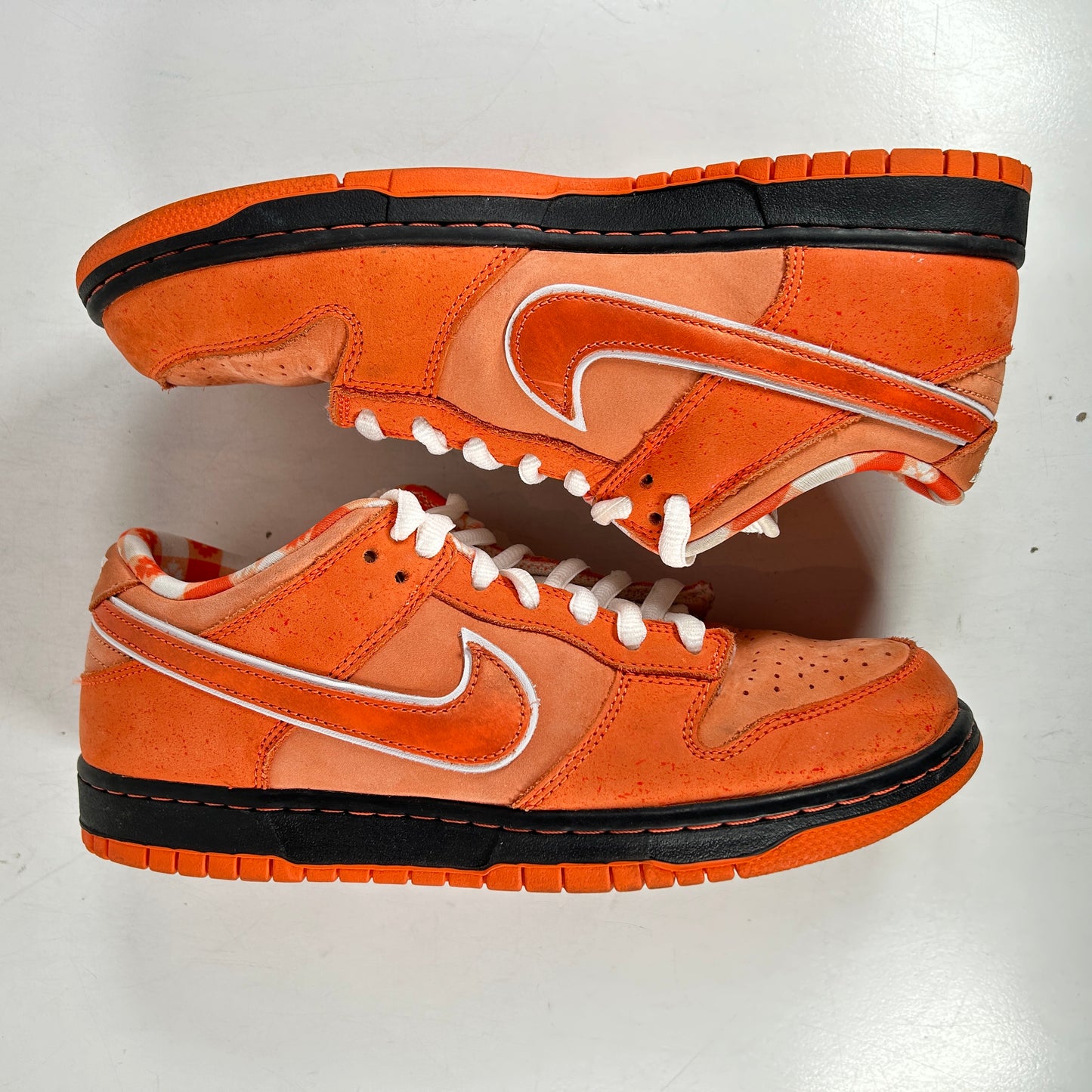 FD8776 800 Nike SB Dunk Low Concepts Orange Lobster [USED] - 8.5 M (Used)