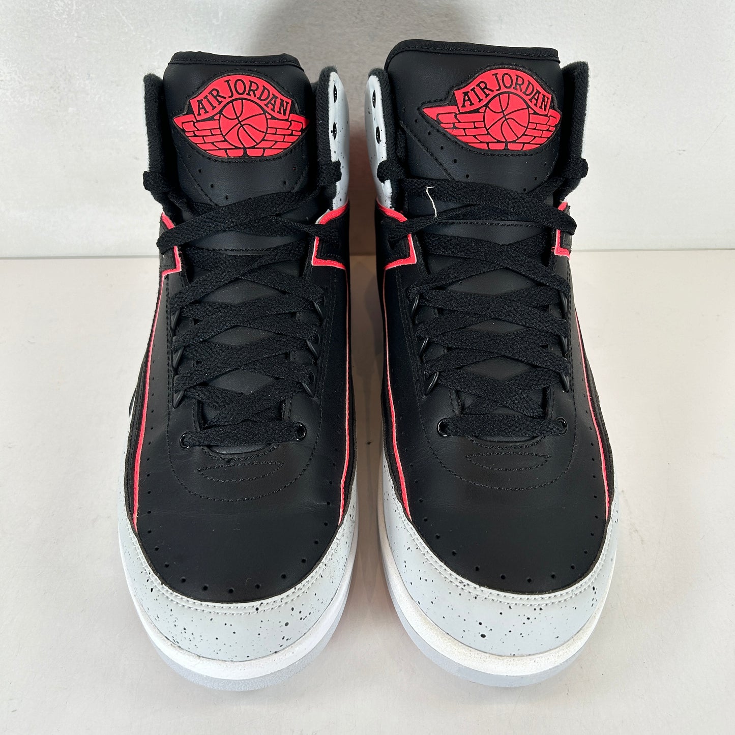 385475 023 Jordan 2 Retro Infrared Cement [USED] - 9.5 M (Used)