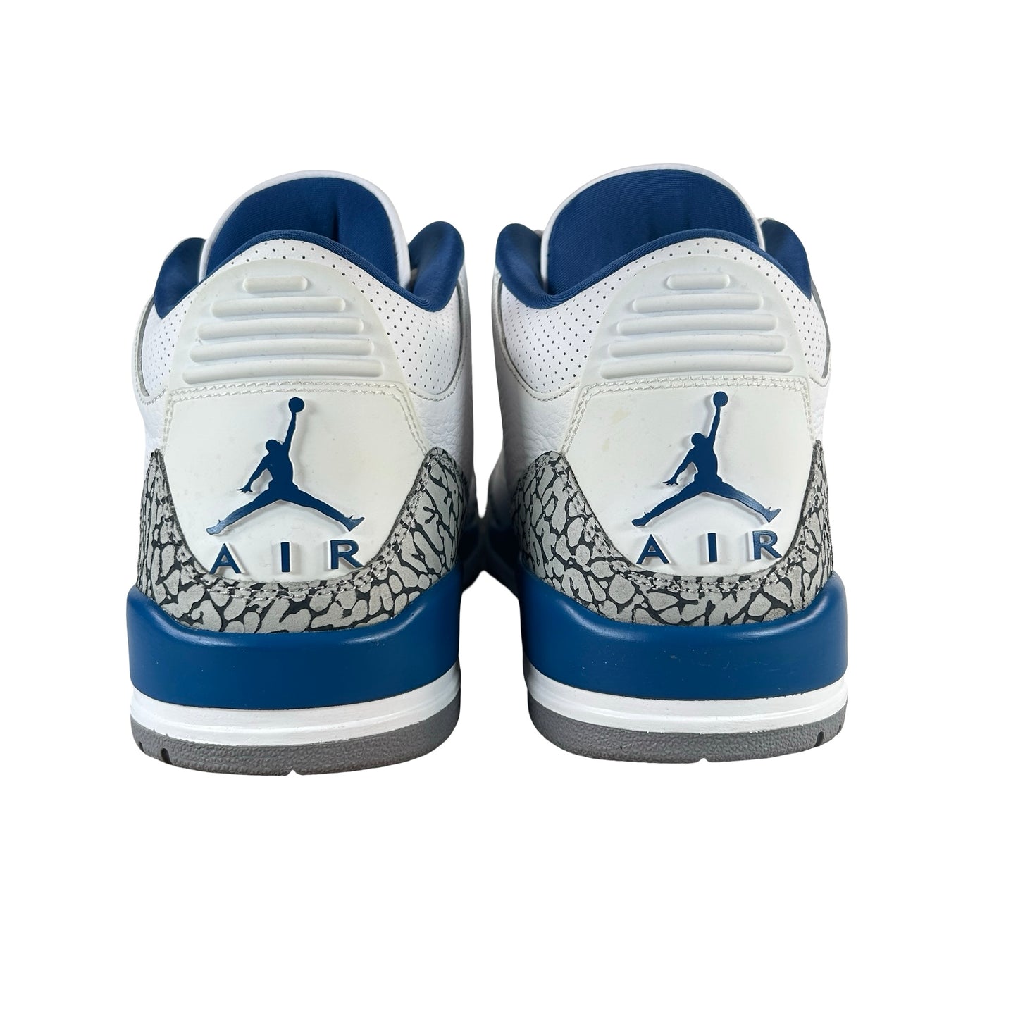 CT8532 148 Jordan 3 Retro Magos
