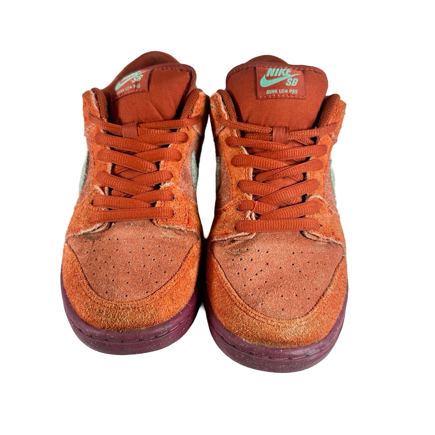 DV5429 601 Nike SB Dunk Low Mystic Red Rosewood [USED] - 9 M (Used)