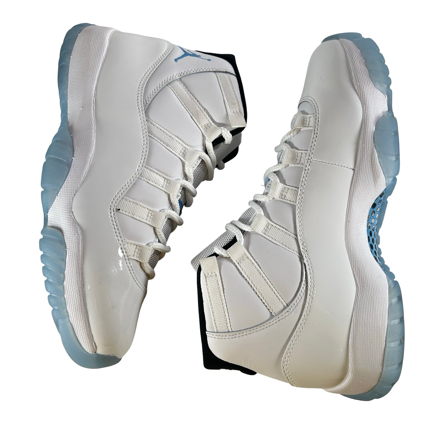 CT8012 104 Jordan 11 Retro Legend Blue (2024) [USED] - 8 M (Used)