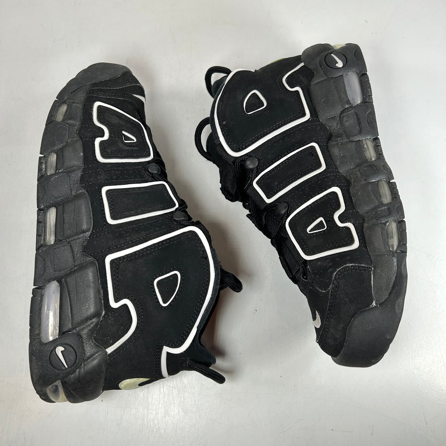 414962 002 Nike Air More Uptempo Black White {USED] - 7.5 M (Used)