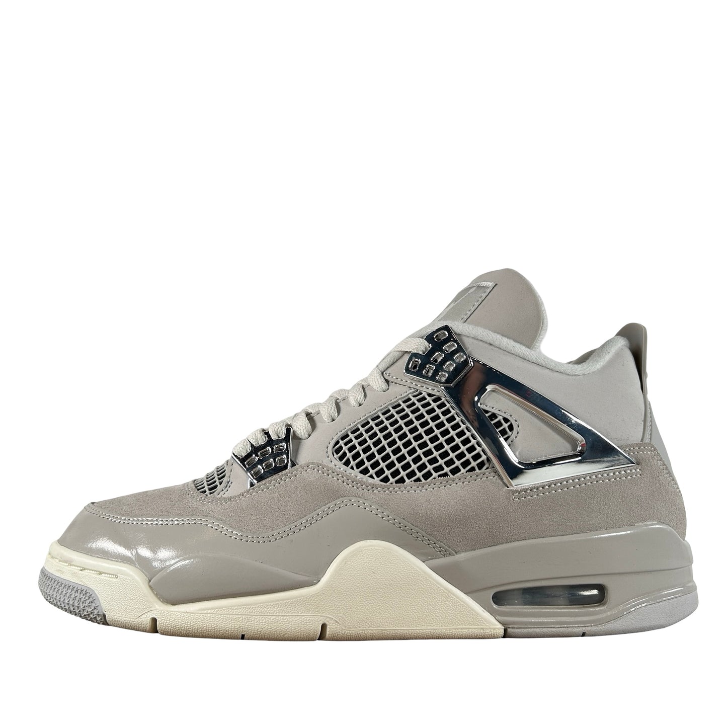AQ9129 001 Jordan 4 Retro Momentos congelados