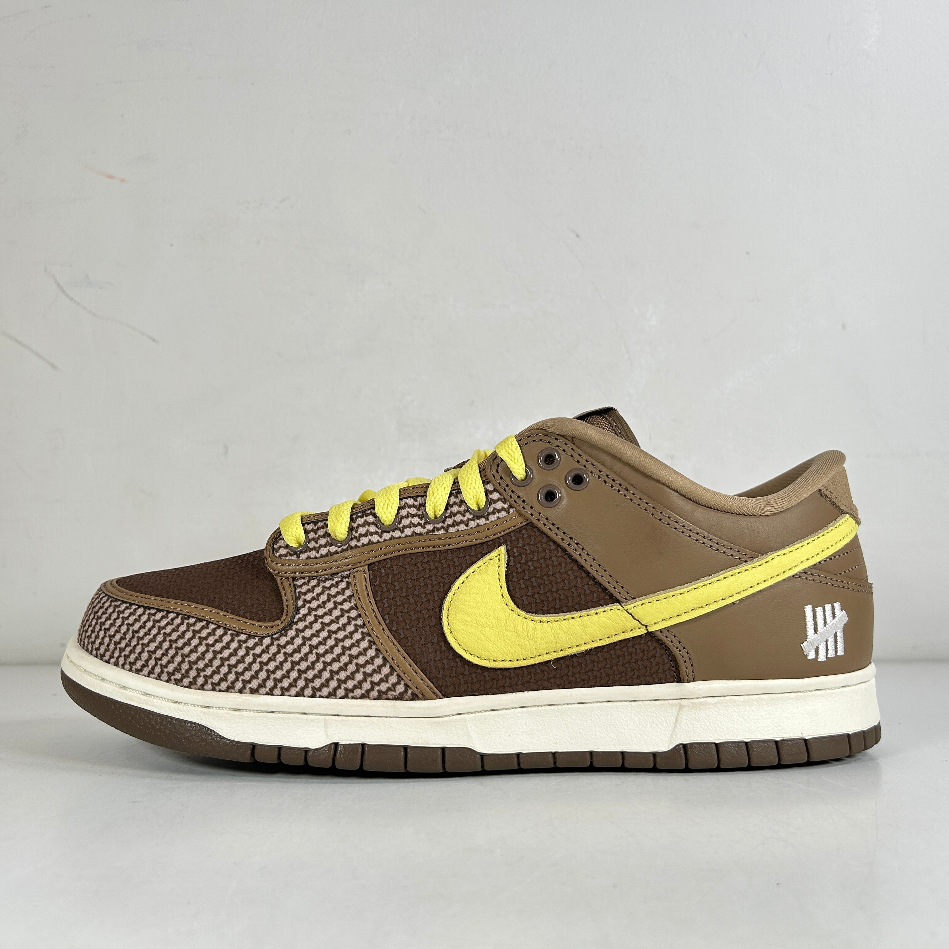 undefeated canteen dunk