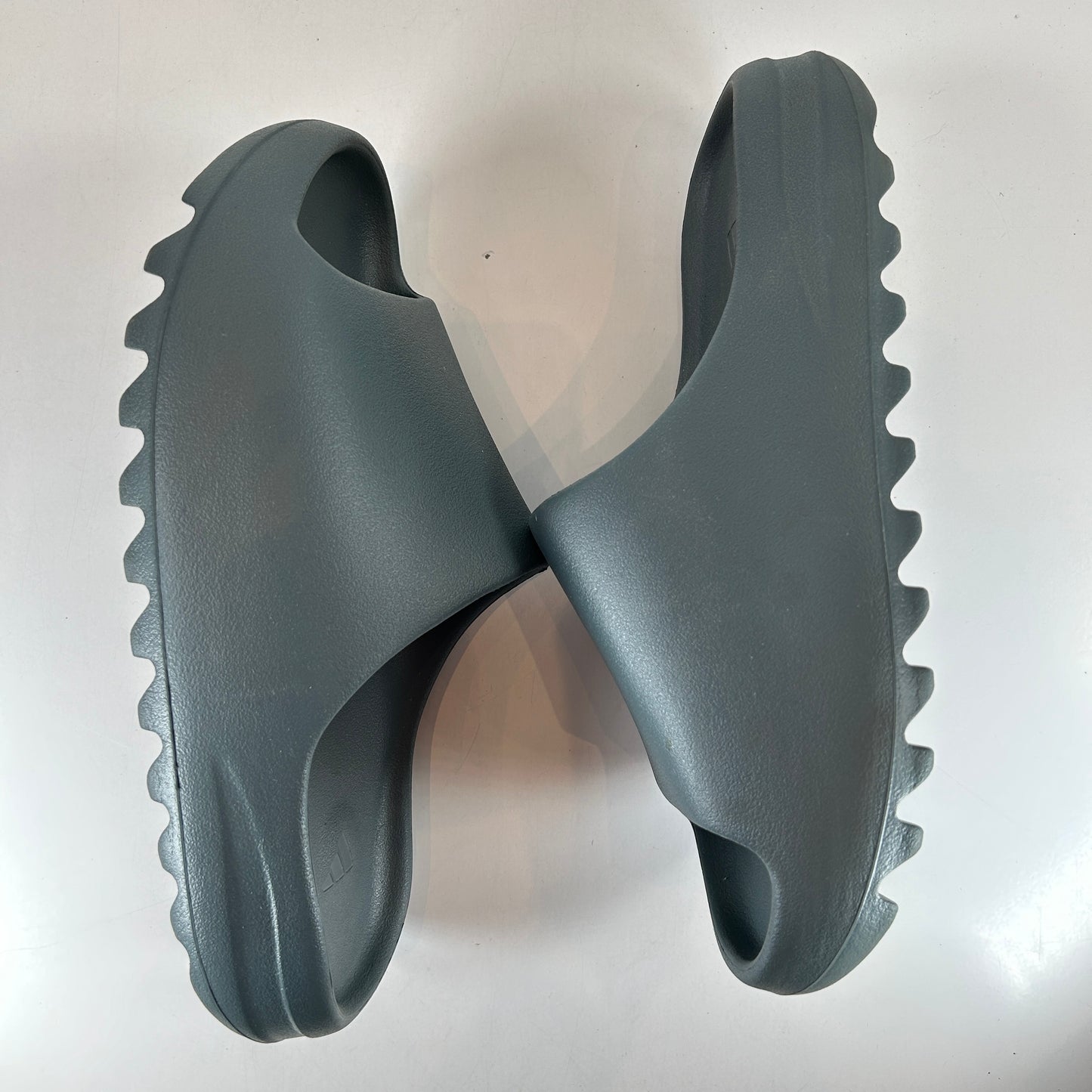 ID2349 adidas Yeezy Slide Slate Marine [USED] - 11 M (Used)