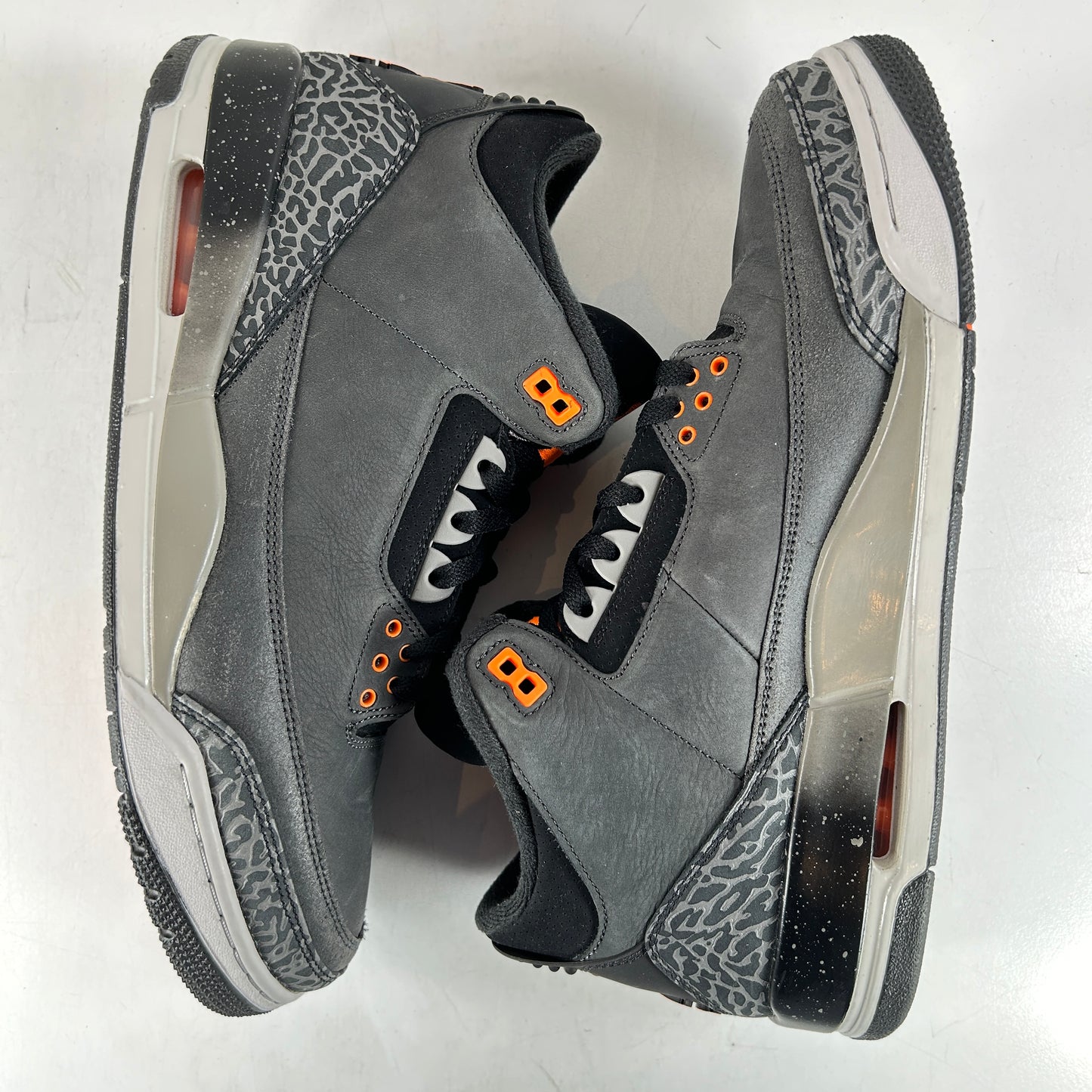 CT8532 080 Jordan 3 Retro Fear Pack (2023) [USED] - 13 M (Used2)