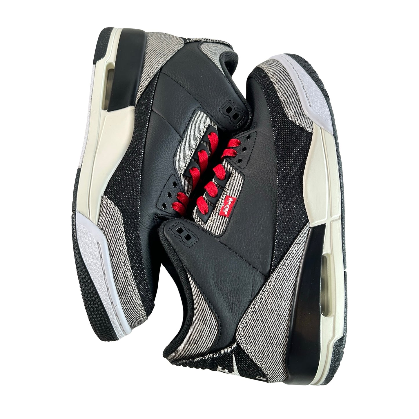 IR0914 400 Jordan 3 Retro Levi’s Black [USED] - 9.5 M (Used)