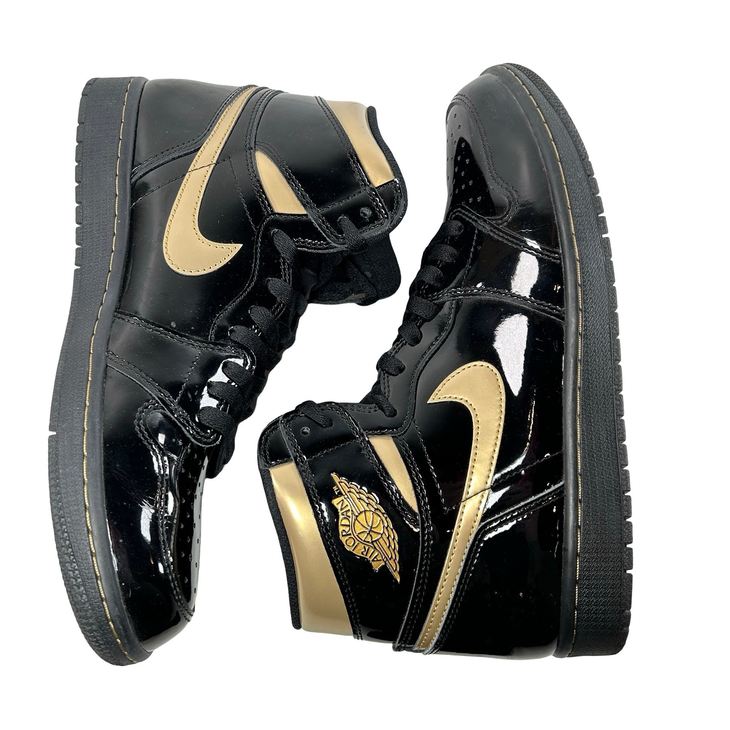 555088 032 Jordan 1 Black/Gold [USED] - 10.5 M (Used)