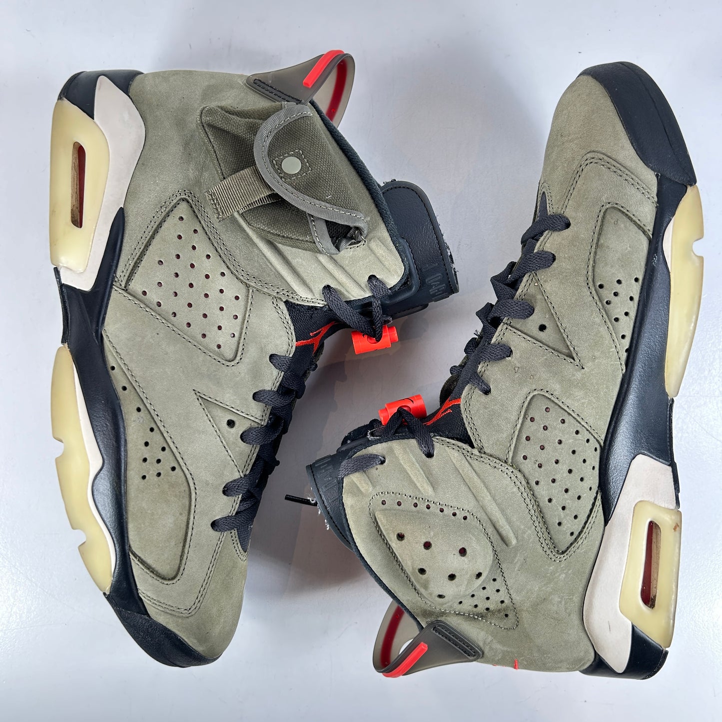 CN1084 200 Jordan 6 Retro Travis Scott [USED] - 11 M (Used4)