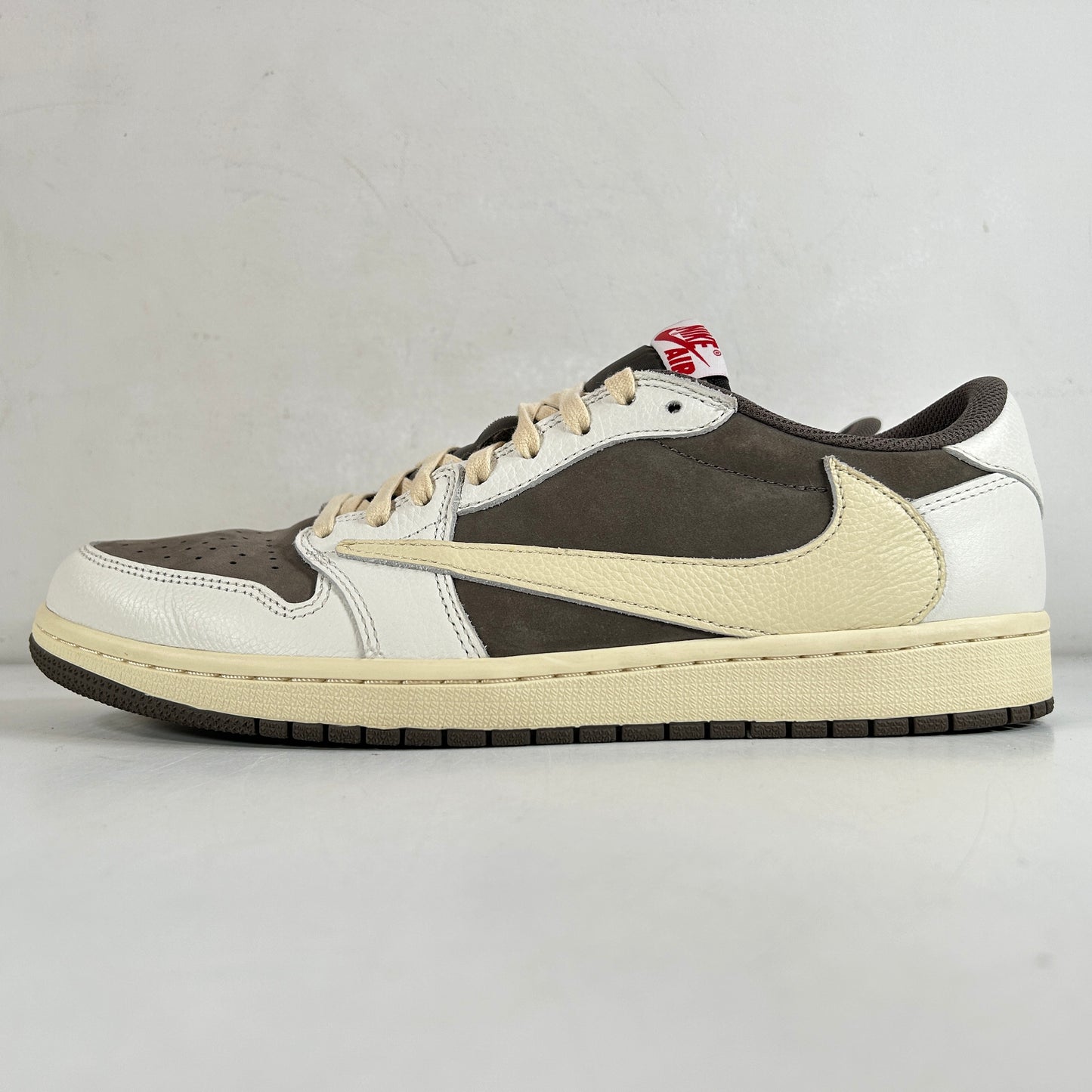 DM7866 162 Jordan 1 Retro Low OG SP Travis Scott Reverse Mocha [USED] - 11.5 M (Used)