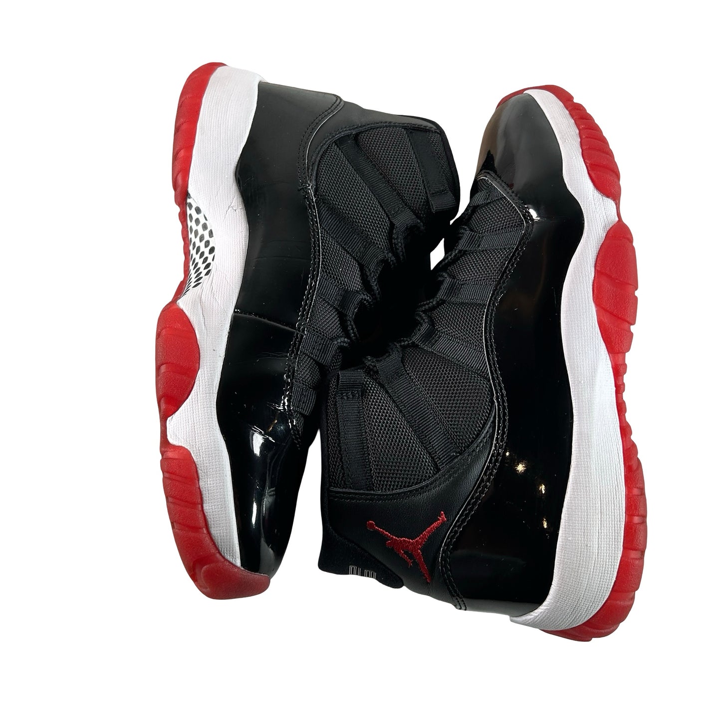 378037 061 Jordan 11 Bred (2019) [USED] - 9 M (Used11)