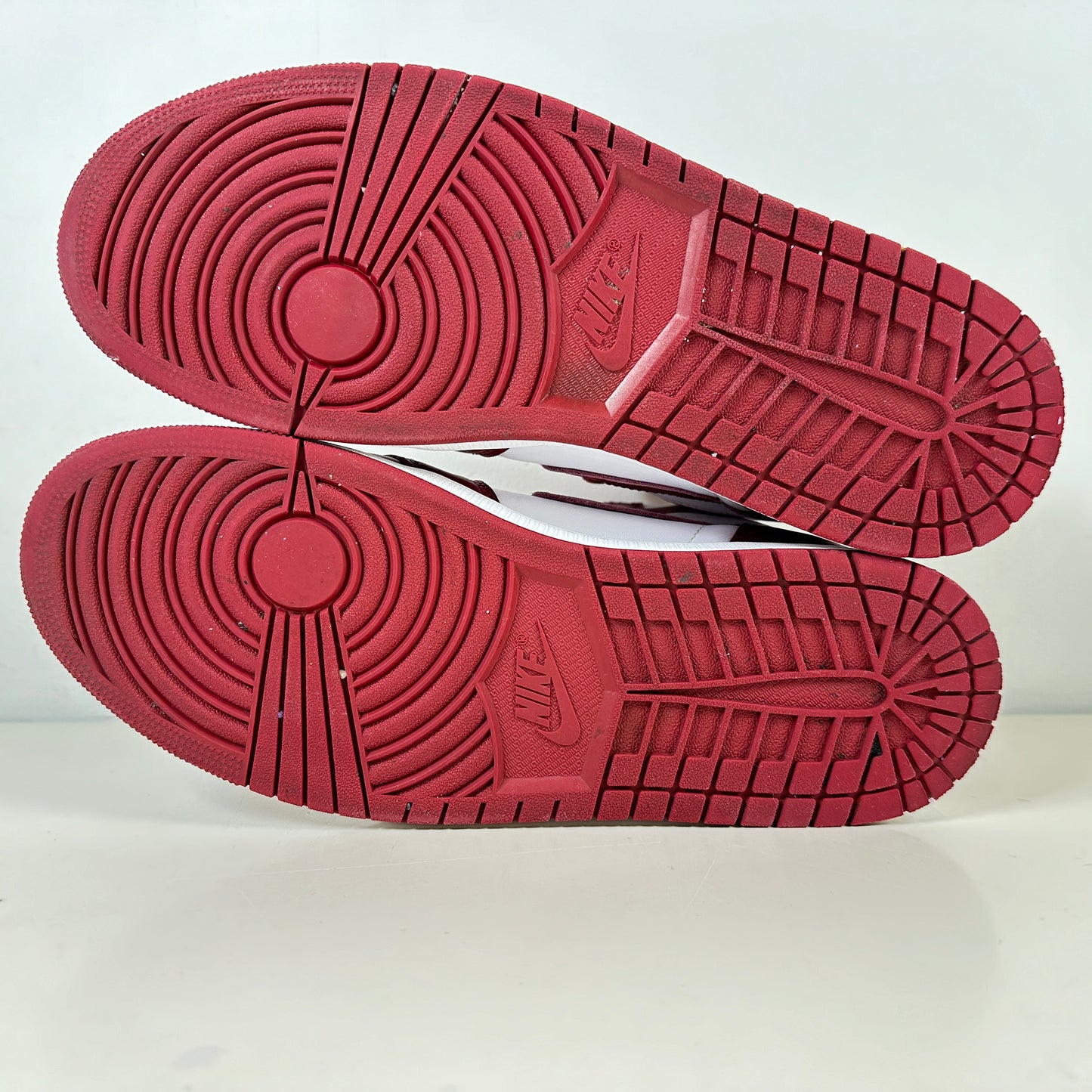 DZ5485 160 Jordan 1 Retro High OG Artisanal Team Red [USED] - 13 M (Used) (Replace Box)
