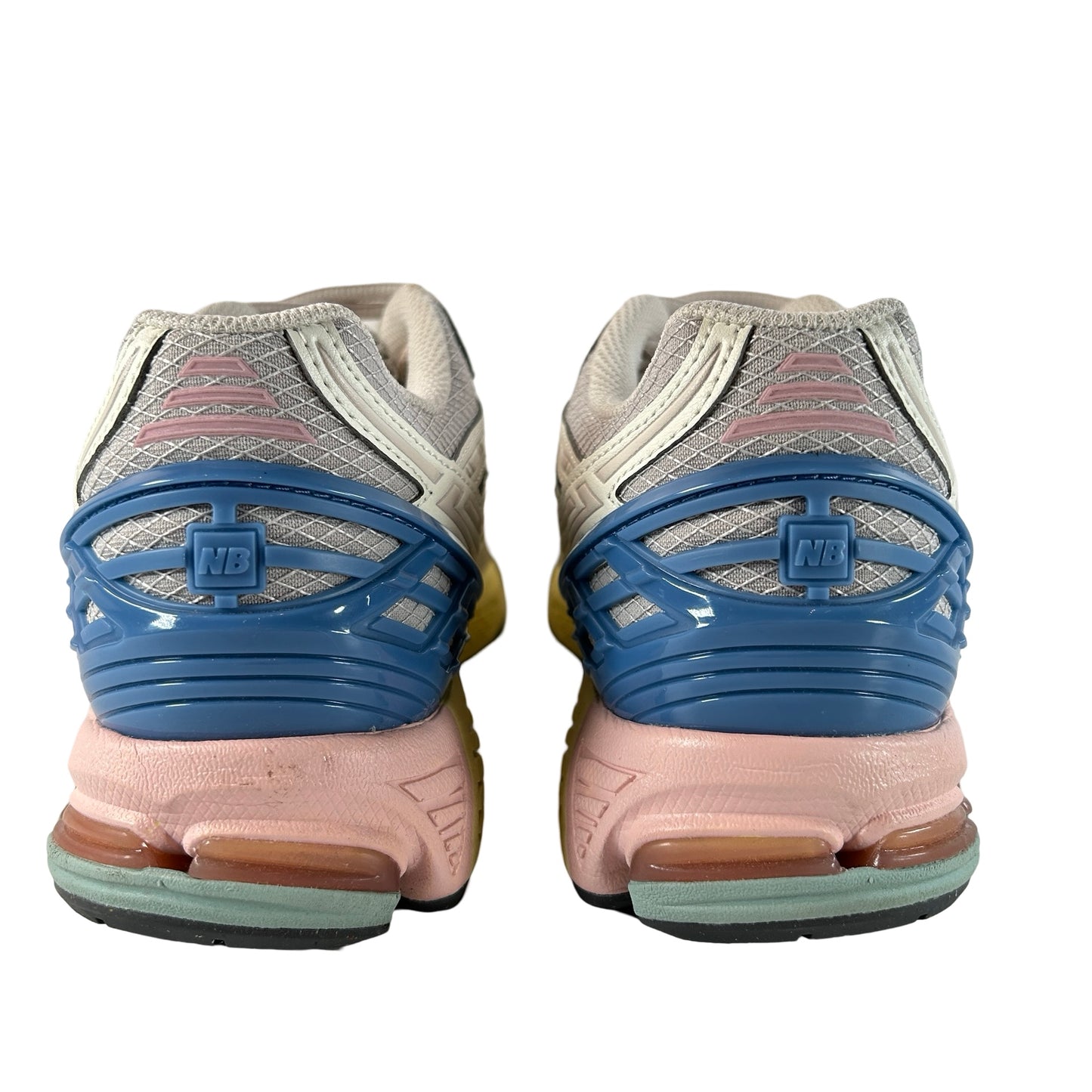 M1906NC New Balance 1906U Lunar New Year [USED] - 8.5 M (Used)