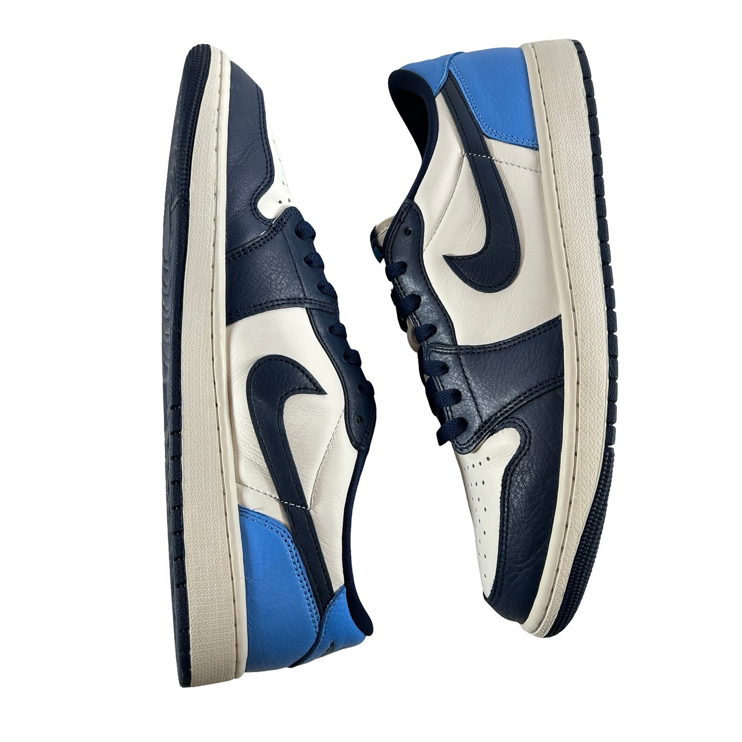 CZ0790 400 Jordan 1 Low OG Obsidian UNC [USED] - 12 M (Used)