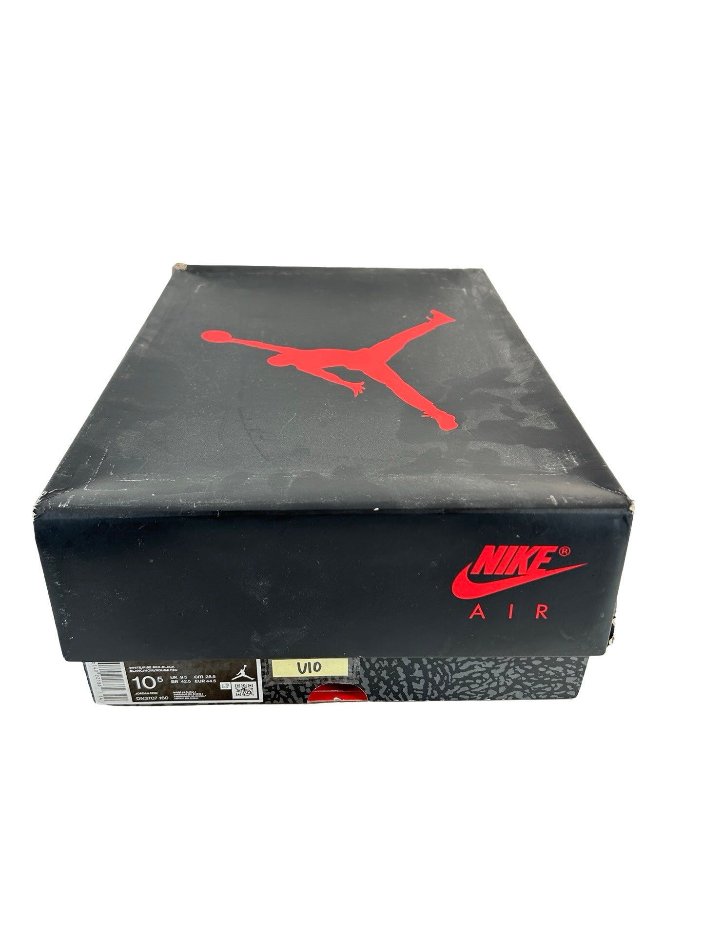 DN3707 160 Jordan 3 Retro Fire Red (2022) [USED] - 10.5 M (Used10)