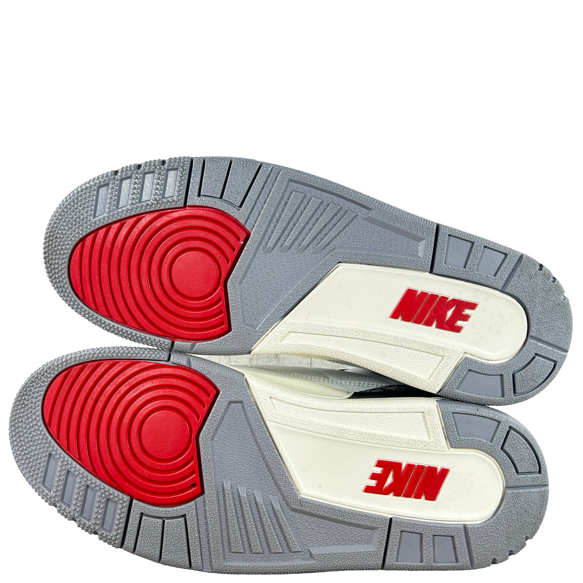 DN3707 100 Jordan 3 Retro White Cement Reimagined [USED] - 9 M (Used33)