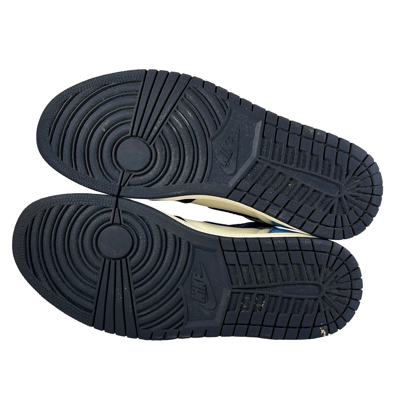 555088 140 Jordan 1 Obsidian UNC [USED] - 9 M (Used) (No Box2)