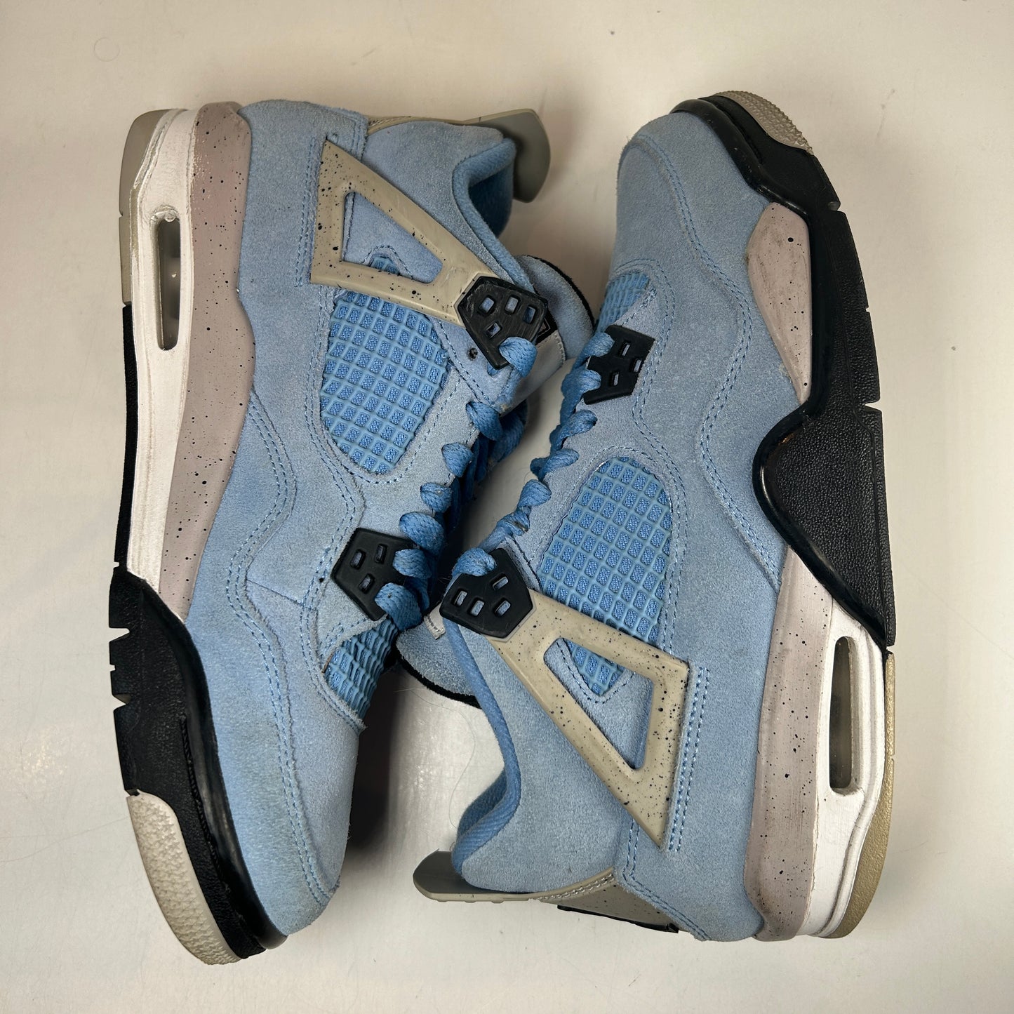 408452 400 Jordan 4 Retro University Blue (GS) [USED] - 6 Y (Used) (Replace Box)