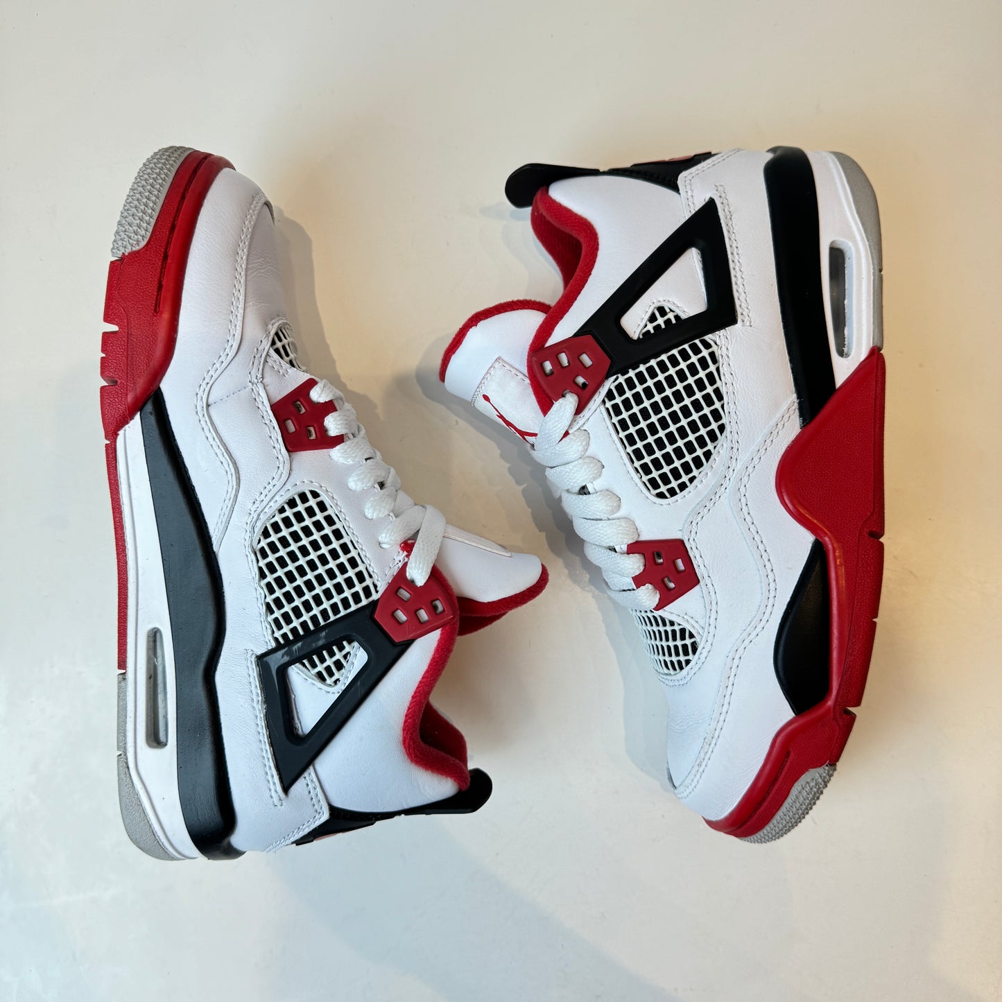 408452 160 Jordan 4 Retro Fire Red (2020) (GS) [USED] - 4.5 Y (Used)
