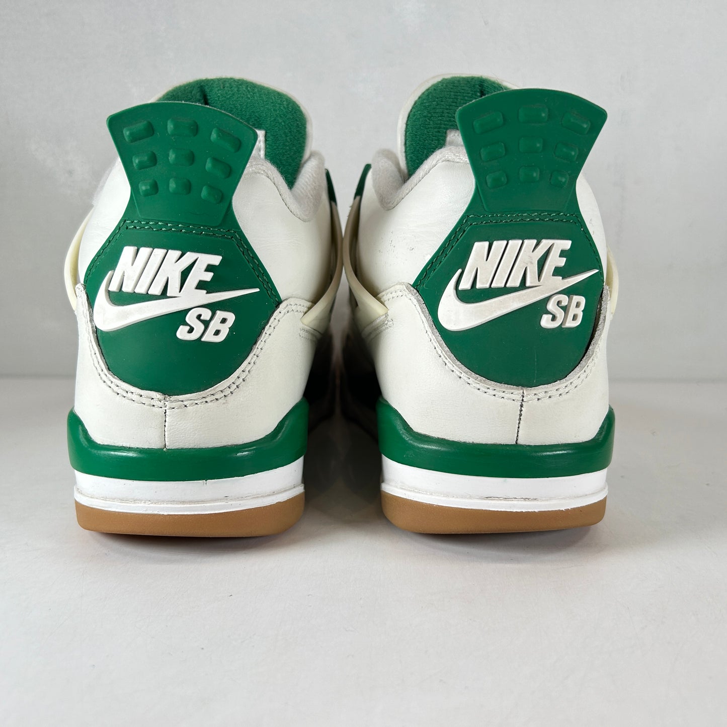 DR5415 103 Jordan 4 Retro SB Pine Green [USED] - 4 M (Used) (No Box)