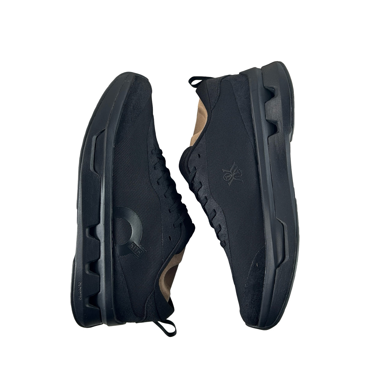 3MG31191043 On Running K-Tech 3 Kith Black