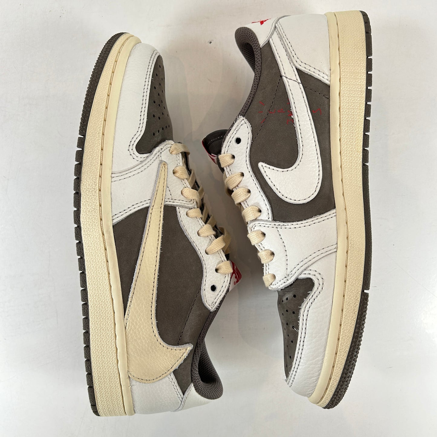 Jordan 1 Retro Low OG SP Travis Scott Moca inverso