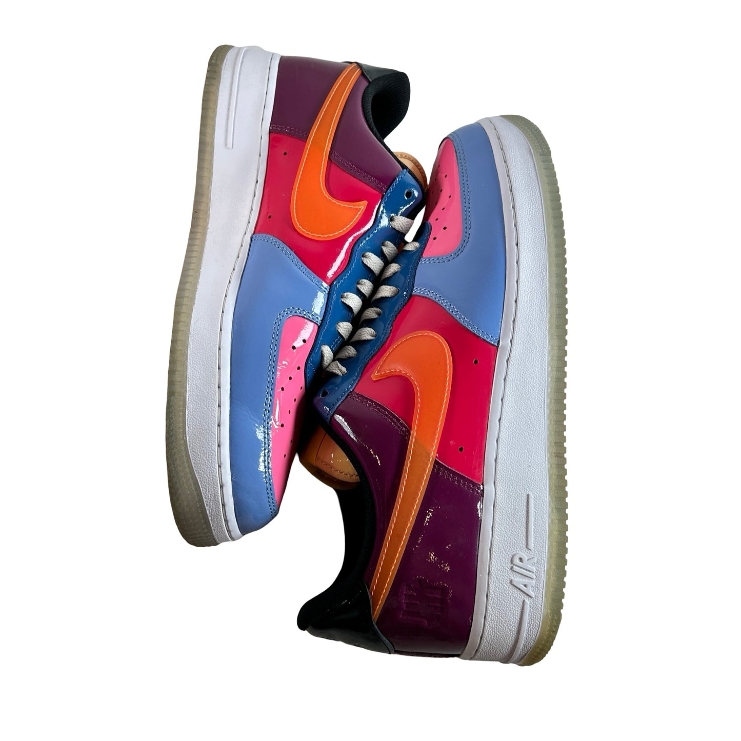 DV5255 400 Nike Air Force 1 Low SP UNDFTD Patente múltiple