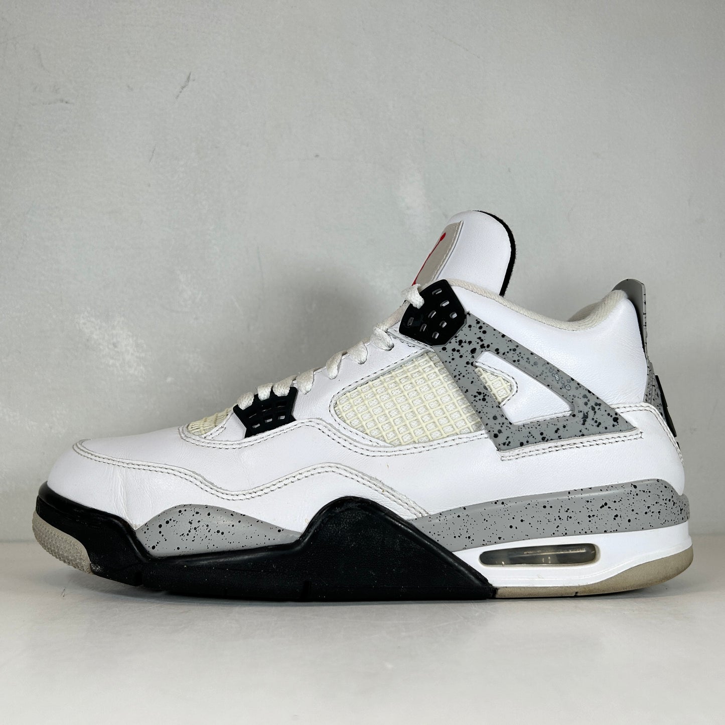 840606 192 Jordan 4 Retro White Cement (2016) [USED] - 10 M (Used)