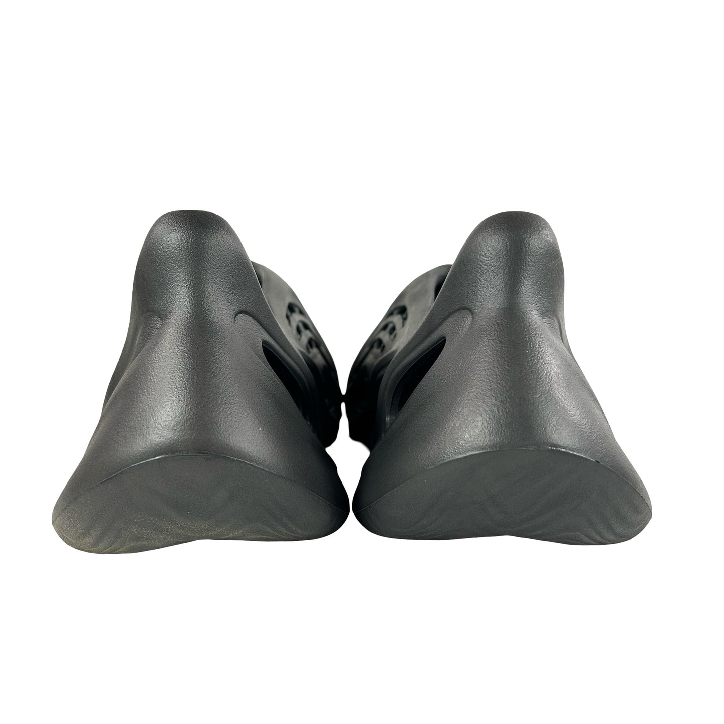 HP8739 Adidas Yeezy Foam RNR Onyx [USED] - 11 M (Used5)