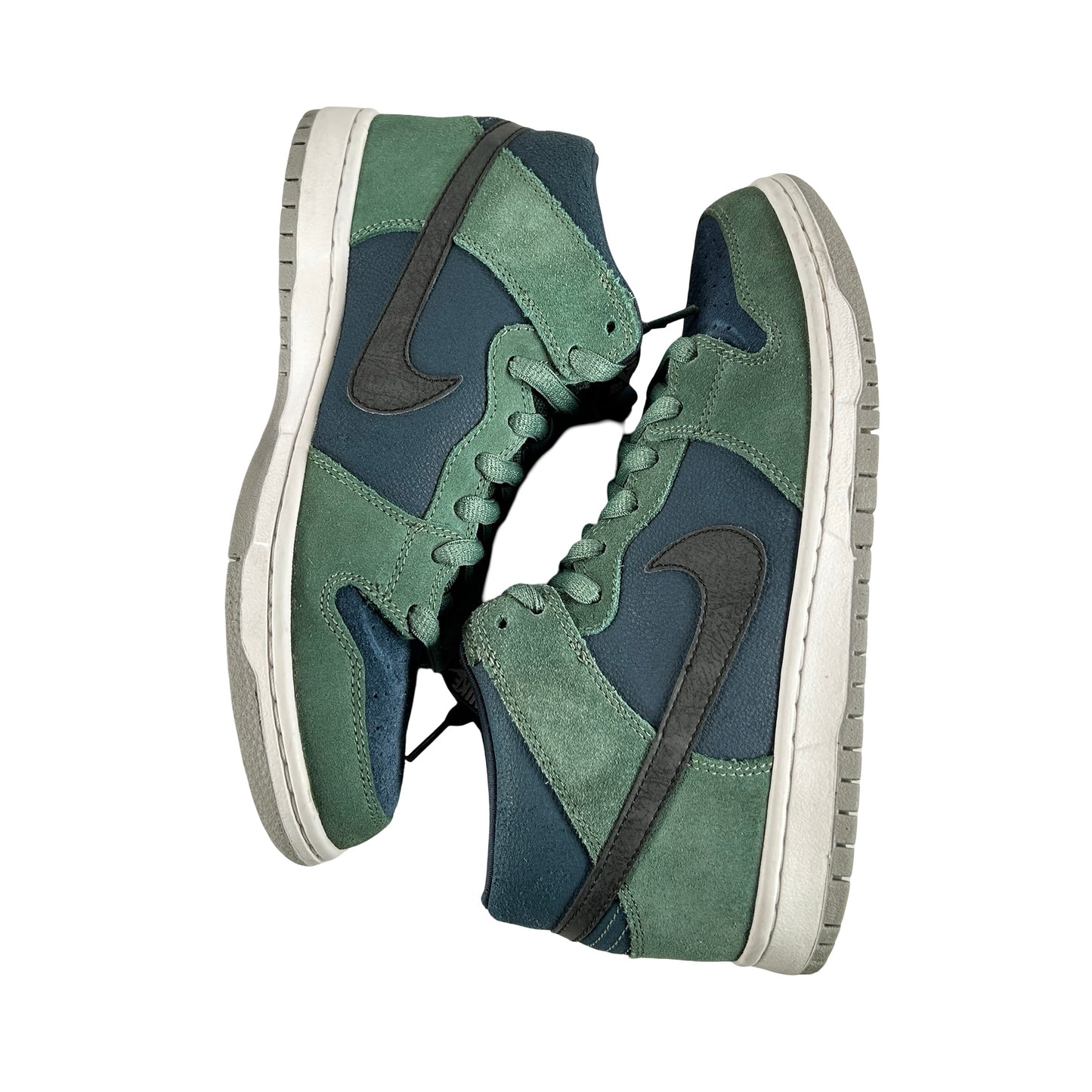 314383 304 Nike SB Dunk Mid Nori [USED] - 8 M (Used)