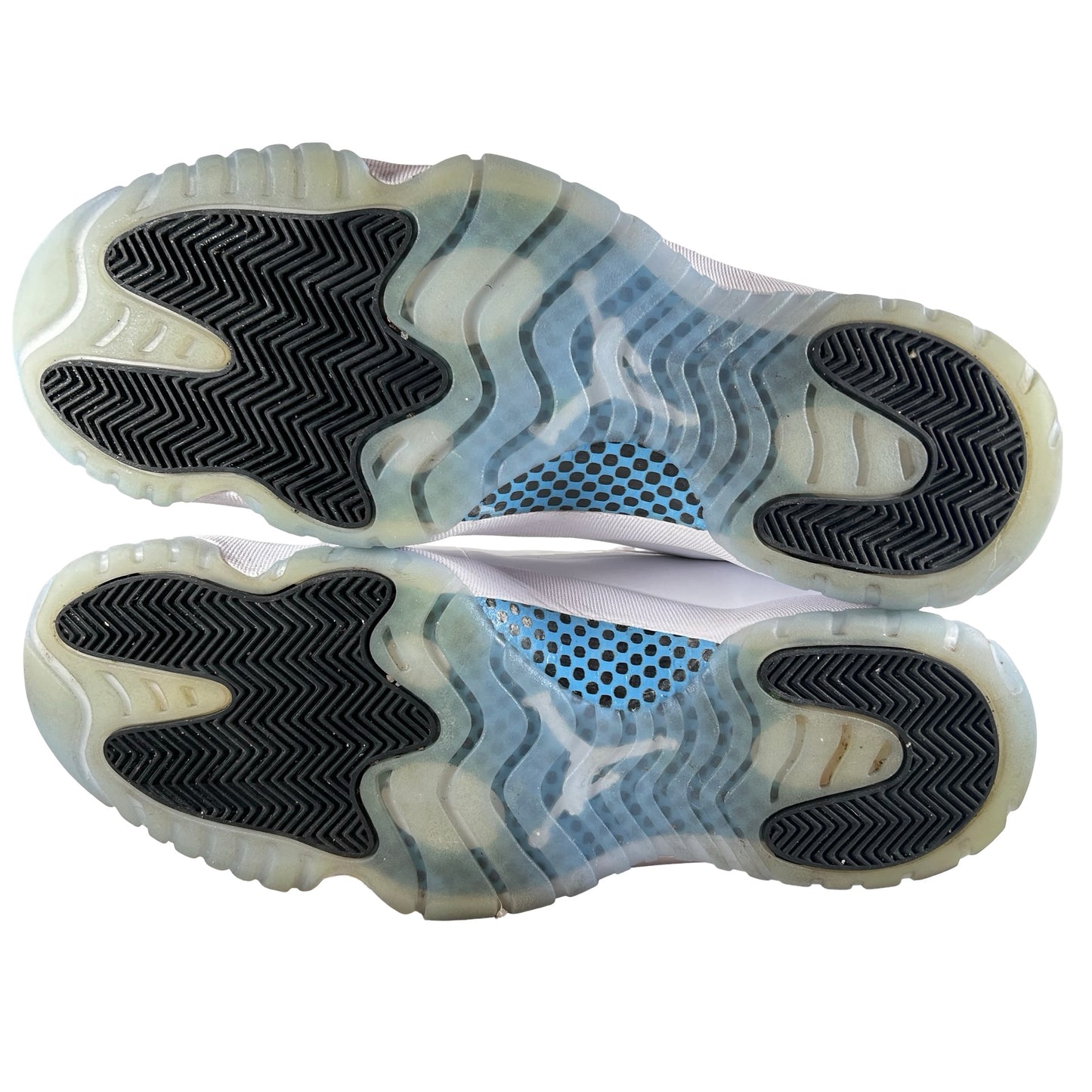 CT8012 104 Jordan 11 Retro Legend Blue (2024) [USED] - 15 M (Used)