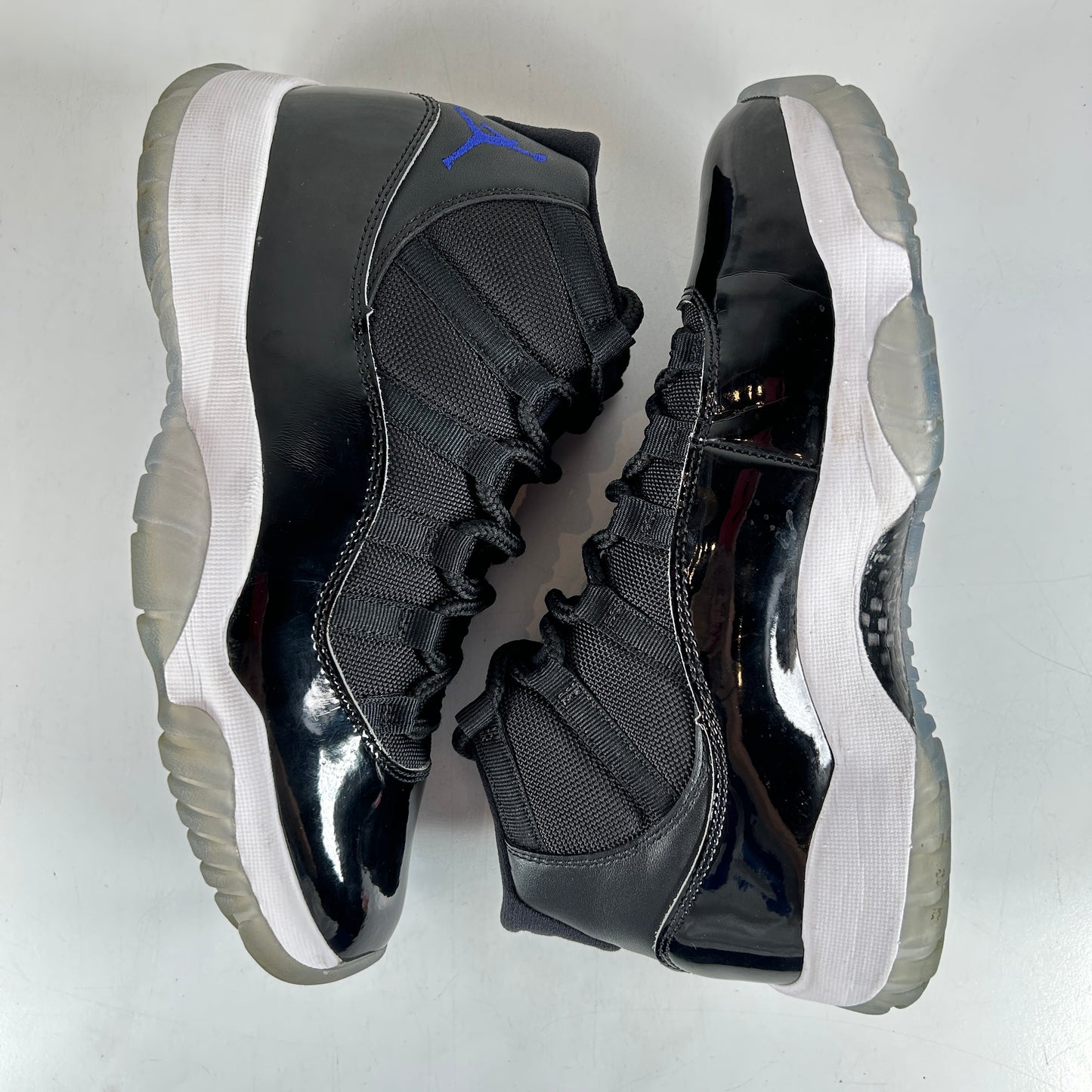 378037 003 Jordan 11 Space Jam (2016) [USED] - 8.5 M (Used)