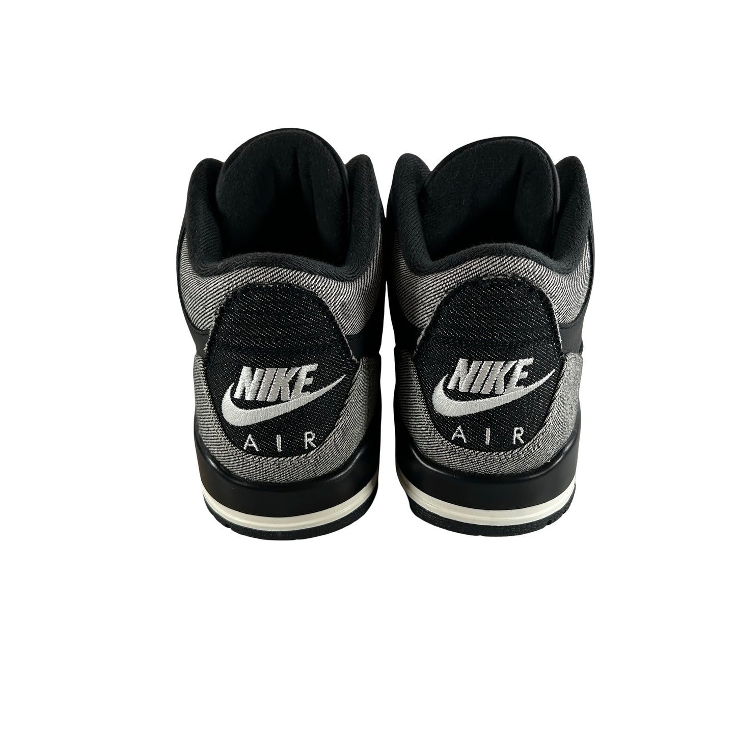IR0914 400 Jordan 3 Retro Levi’s Black [USED] - 8.5 M (Used)