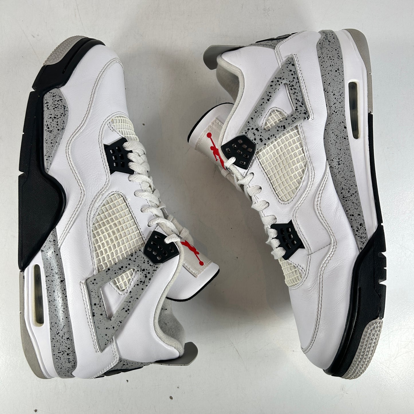 840606 192 Jordan 4 White Cement [USED] - 13 (Used) (No Box)