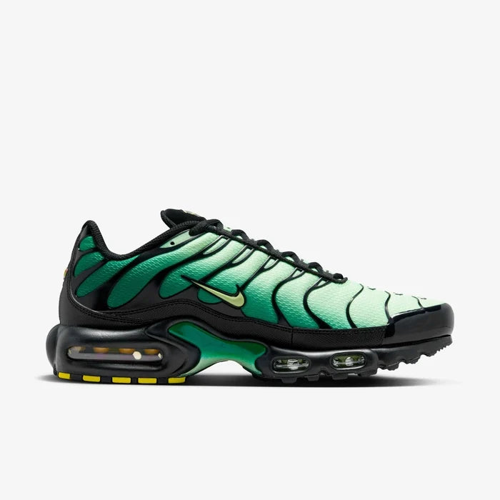 DM0032 301 Nike Air Max Plus Vapor Green Malachite Black Light Lemon Twist