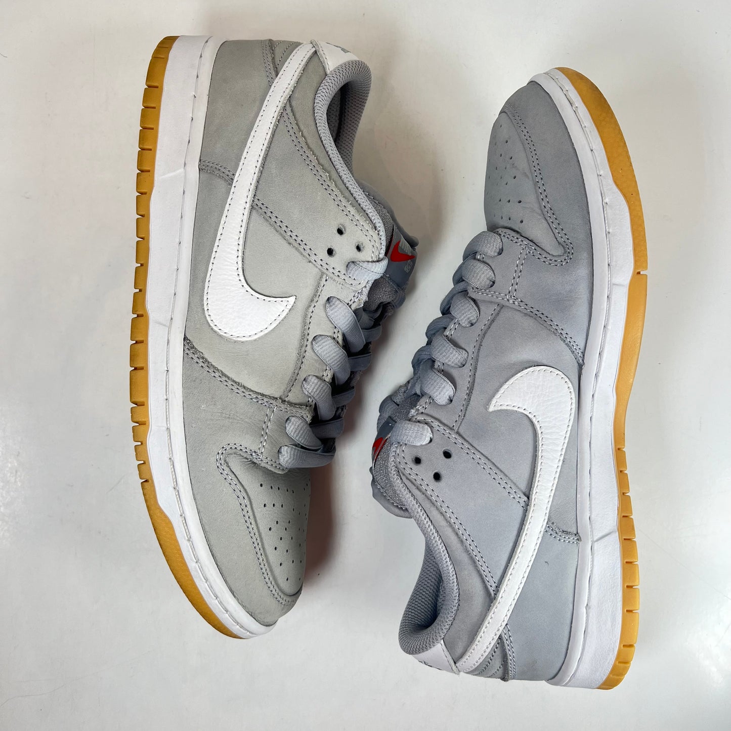 DV5464 001 Nike SB Dunk Low Pro ISO Orange Label Wolf Grey Gum [USED] - 9 M (Used)